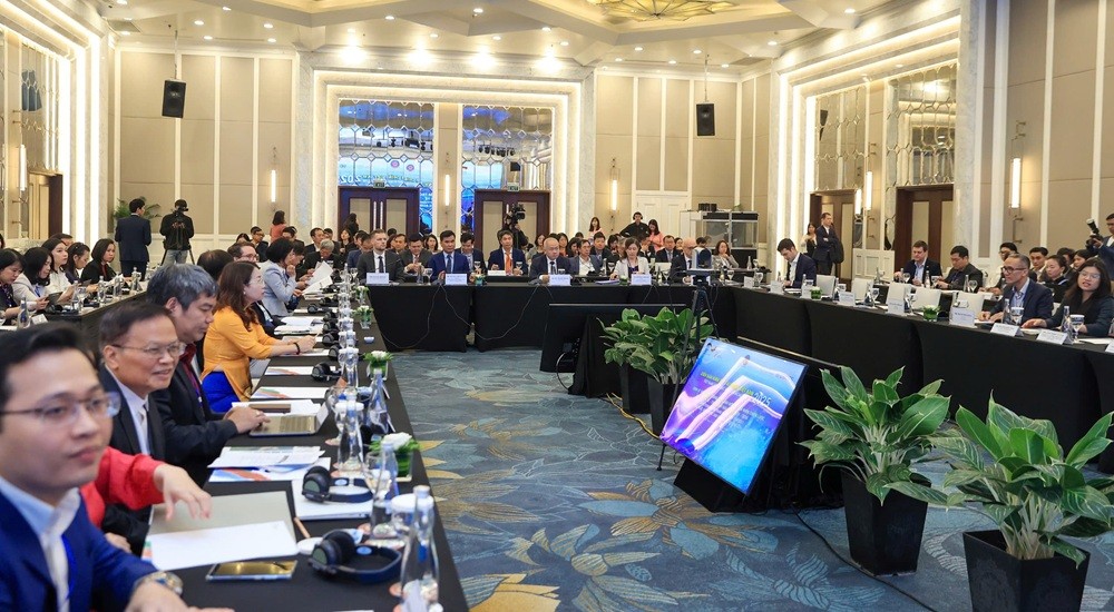 Toàn cảnh Diễn đàn. Toàn cảnh Diễn đàn.