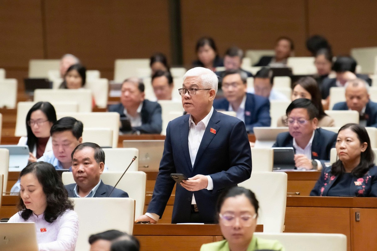 Đại biểu Nguyễn Văn Lợi (TP.HCM) phát biểu tại Quốc hội. Đại biểu Nguyễn Văn Lợi (TP.HCM) phát biểu tại Quốc hội.