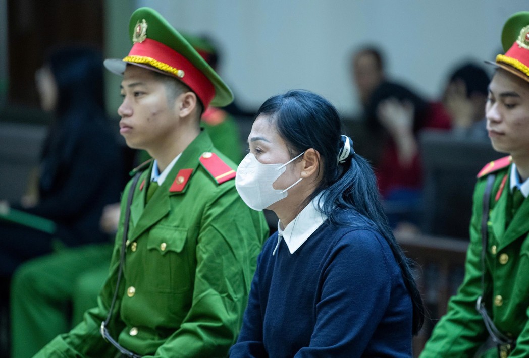 Cựu Bí thư Tỉnh ủy Vĩnh Phúc (cũ) Hoàng Thị Thúy Lan. Cựu Bí thư Tỉnh ủy Vĩnh Phúc (cũ) Hoàng Thị Thúy Lan.