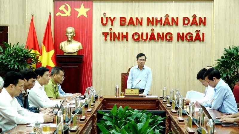 Phó chủ tịch UBND tỉnh Quảng Ngãi làm việc với các đơn vị nhằm tháo gỡ vướng mắc Dự án đầu tư hỗ trợ phát triển vùng dược liệu quý tại Trà Bồng.