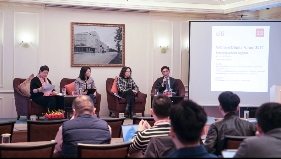 Vietnam C-Suite Forum 2024 quy tụ nhiều các nhà quản lý quỹ, chuyên gia phân tích hàng đầu Việt Nam, đại diện các doanh nghiệp, và đặc biệt là các đại diện từ các cơ quan quản lý: Bộ tài chính, UBCKNN cùng đại diện các tổ chức tài chính quốc tế World Bank (WB), FTSE…