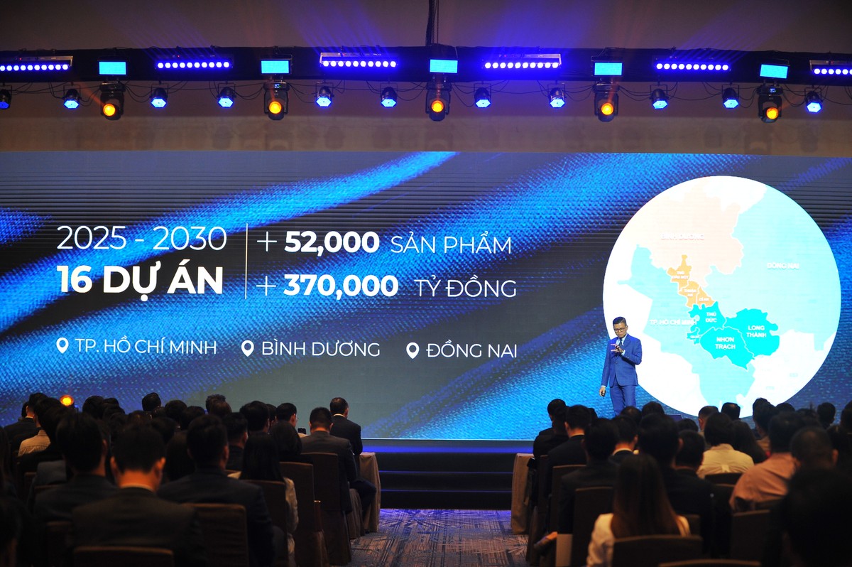 Sự kiện CEO Summit 2025 khẳng định nỗ lực của Đất Xanh trong việc cung cấp nguồn sản phẩm chất lượng ra thị trường