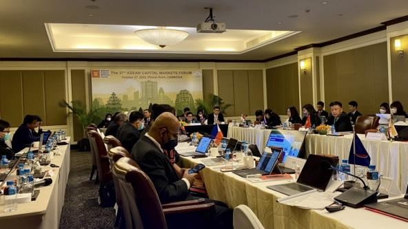 Toàn cảnh hội nghị. (Nguồn UBCKNN)