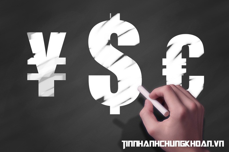 10 năm, loay hoay mô hình ngân hàng bán lẻ ảnh 2