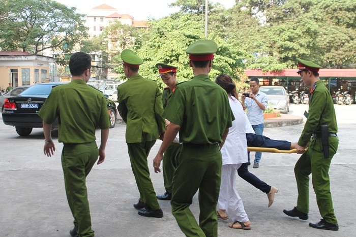 Hình ảnh ngày đầu xét xử phúc thẩm “bầu” Kiên và đồng phạm ảnh 19 Hình ảnh ngày đầu xét xử phúc thẩm “bầu” Kiên và đồng phạm ảnh 19