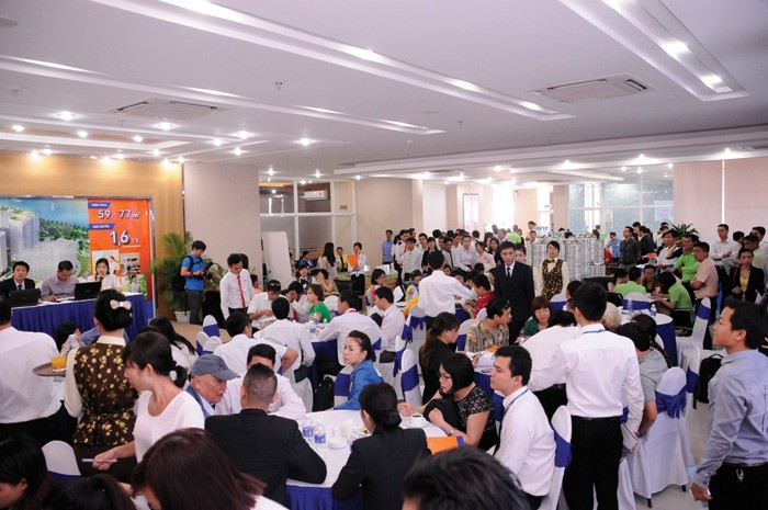 Him Lam chinh phục khách hàng bằng sản phẩm nhà xây xong mới bán ảnh 2 Him Lam chinh phục khách hàng bằng sản phẩm nhà xây xong mới bán ảnh 2