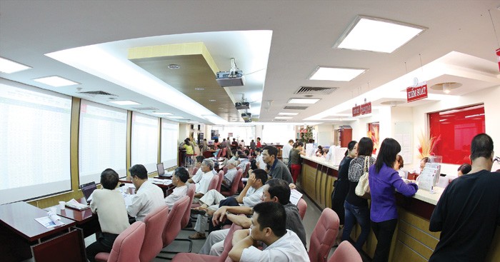 Kinh tế 2015: Sẽ có bất ngờ như trận Việt Nam - Malaysia ảnh 1