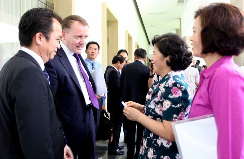 Những hình ảnh tại buổi đối thoại giữa Thủ tướng với doanh nghiệp ảnh 12 Những hình ảnh tại buổi đối thoại giữa Thủ tướng với doanh nghiệp ảnh 12