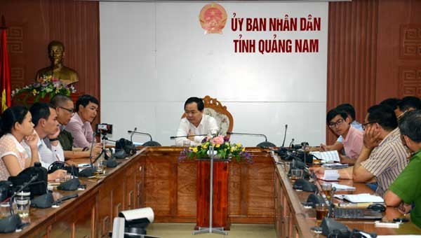 Gần 4.400 m3 cát từ cửa Đại Hội An (Quảng Nam) được chở ra Đà Nẵng ảnh 1