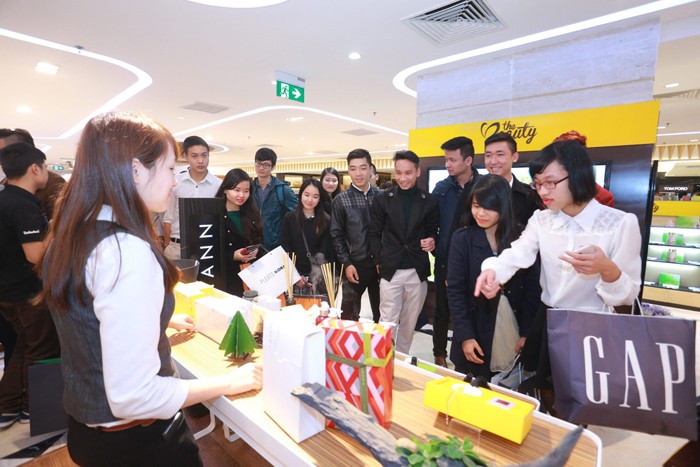 Ngày trở lại lần 2 long lanh hơn của Tràng Tiền Plaza ảnh 3