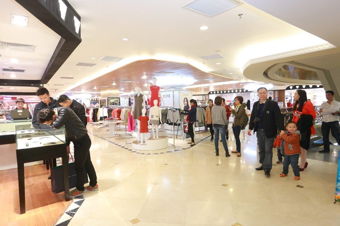Ngày trở lại lần 2 long lanh hơn của Tràng Tiền Plaza ảnh 4