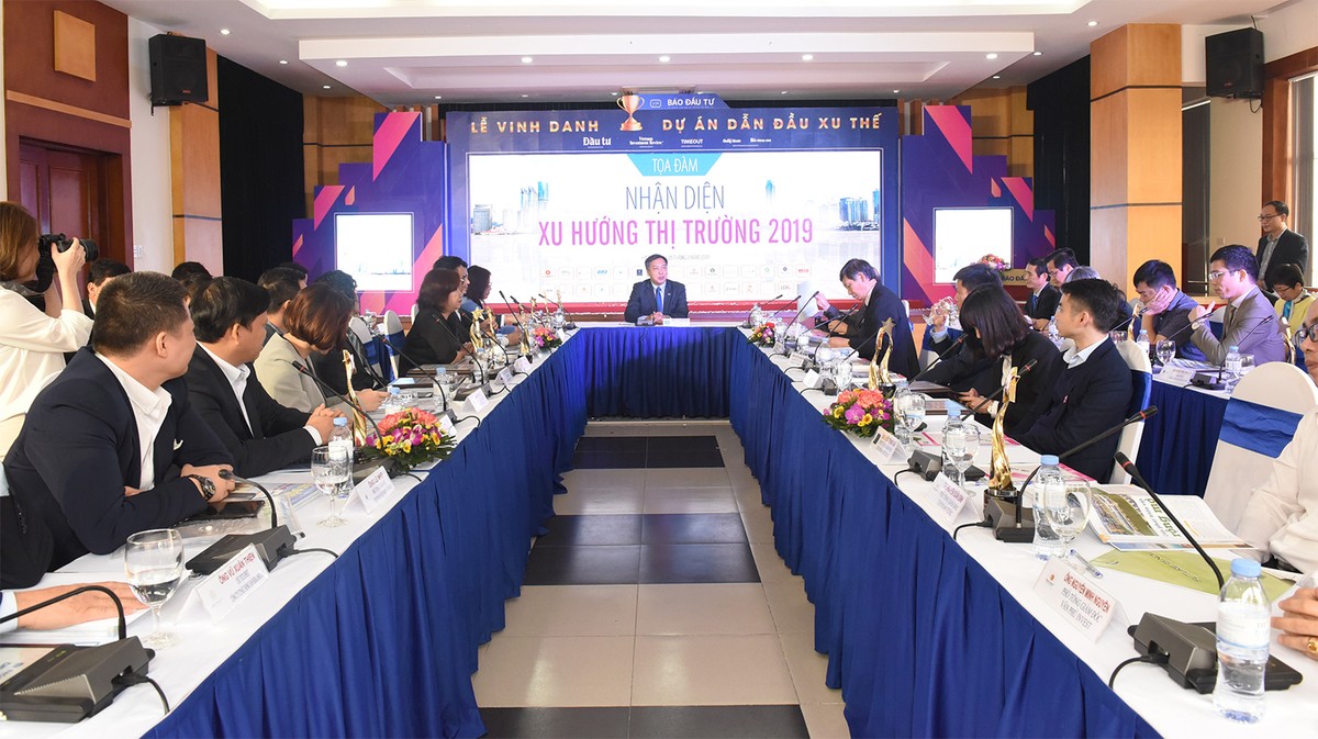 Vinh danh dự án dẫn đầu xu thế và tọa đàm “Nhận diện thị trường bất động sản 2019“ ảnh 42