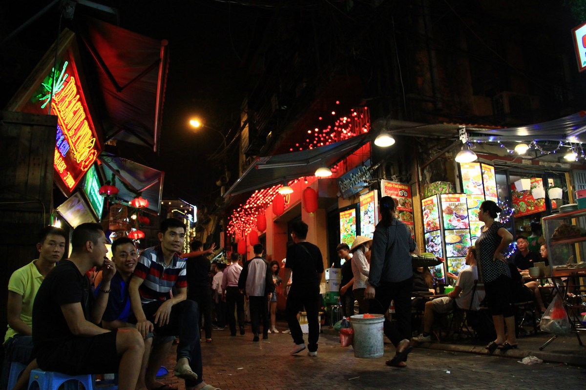 Tạ Hiện về đêm ảnh 13