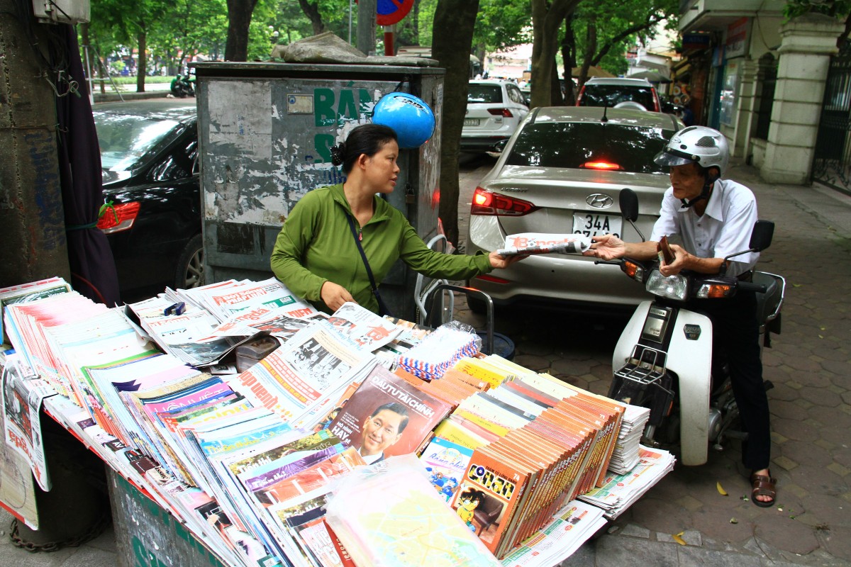 Hoài niệm nghề đưa báo ảnh 7