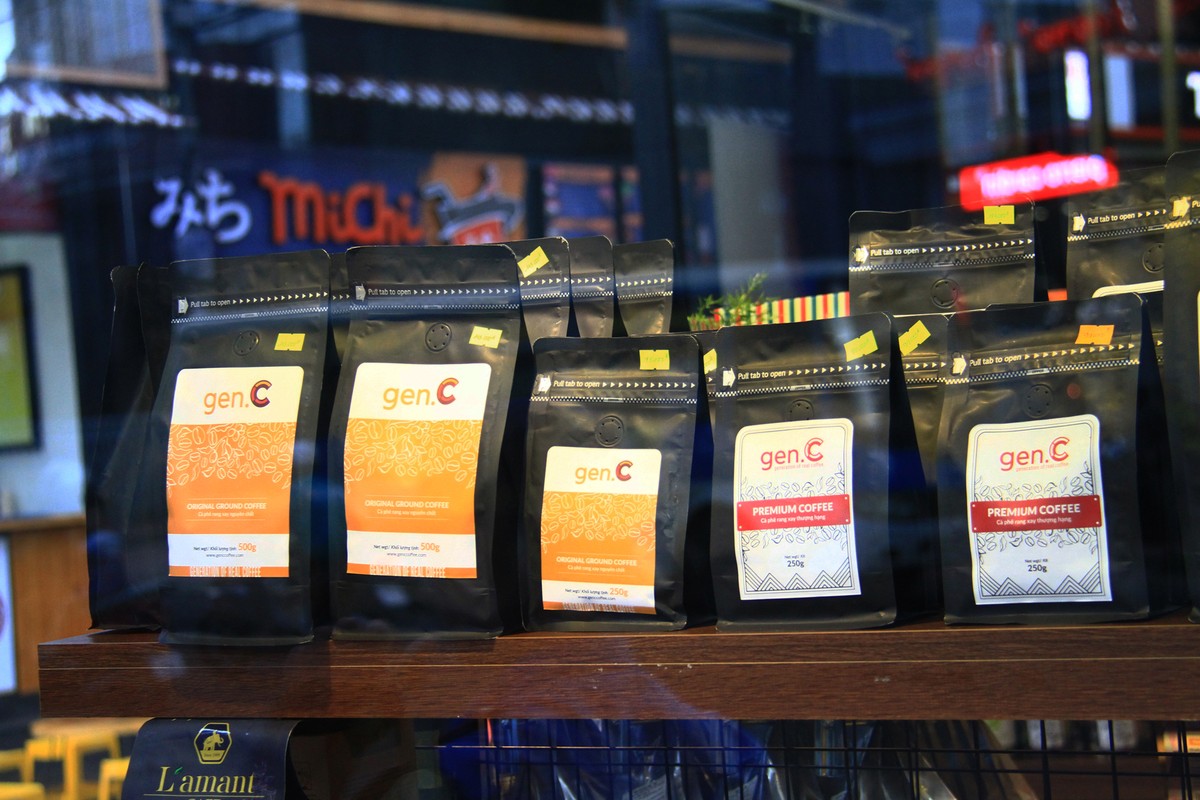 Độc đáo đường sách cà phê Buôn Ma Thuột ảnh 10