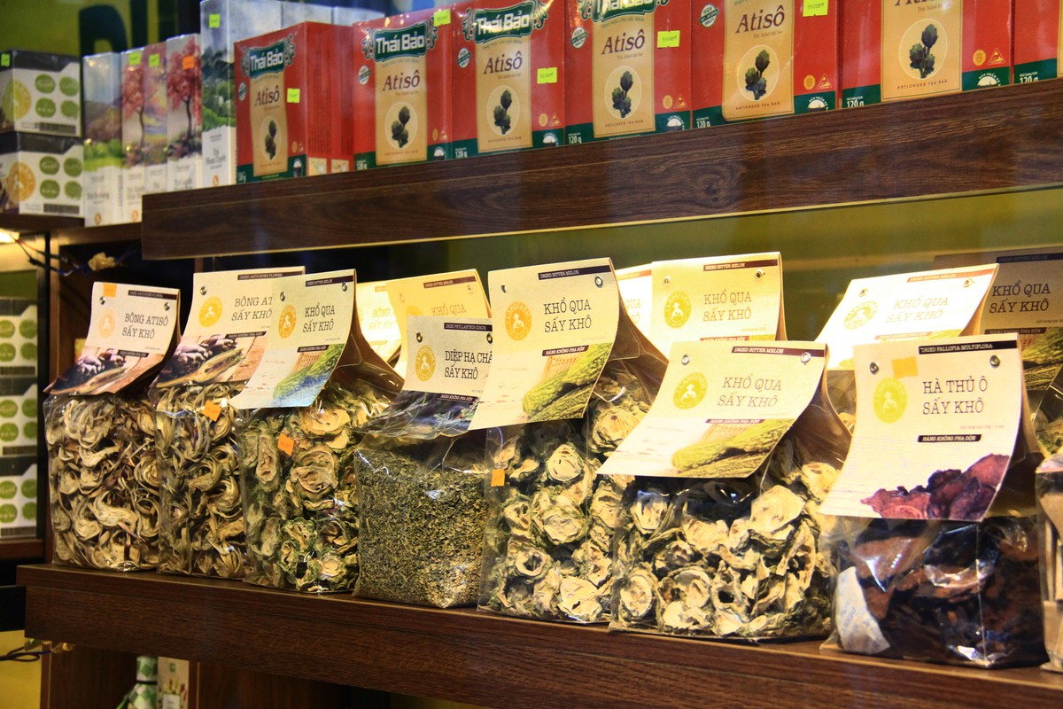 Độc đáo đường sách cà phê Buôn Ma Thuột ảnh 11