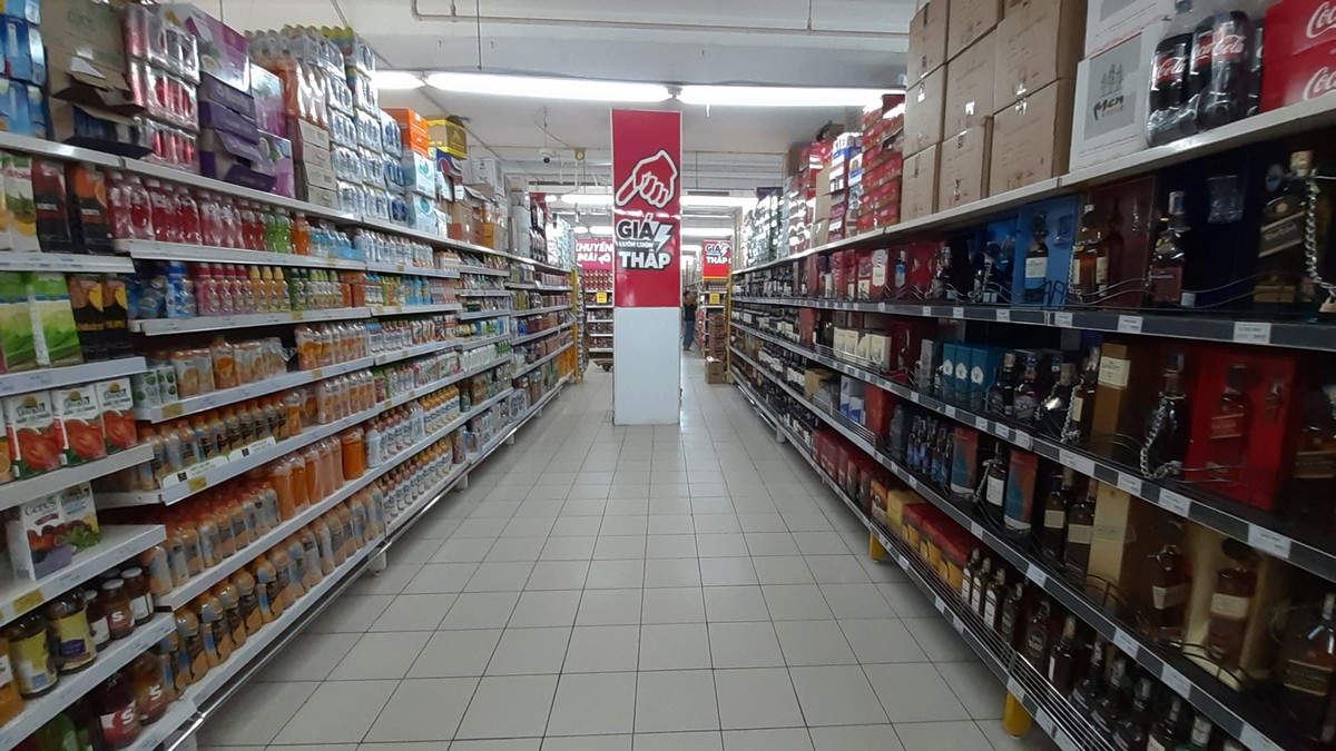 Siêu thị dồi dào mặt hàng đáp ứng nhu cầu khách hàng ảnh 17