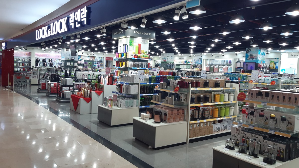 Siêu thị dồi dào mặt hàng đáp ứng nhu cầu khách hàng ảnh 20