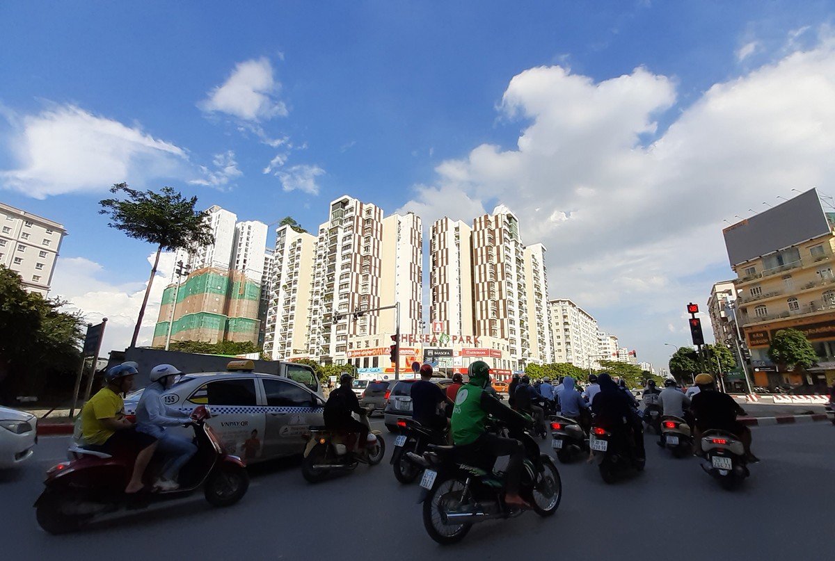 JLL: Đừng đặt cược vào dự đoán táo bạo nào, hãy chuẩn bị cho tăng trưởng chậm và kéo dài ảnh 2