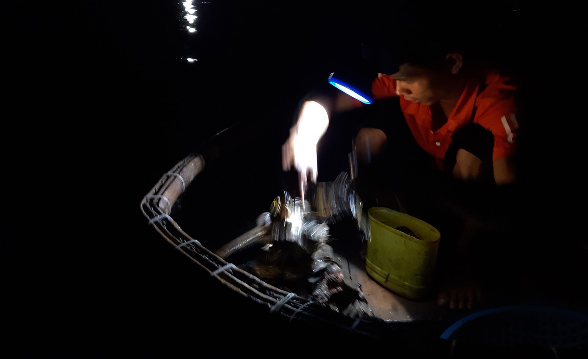 Cất rớ đêm trên Đầm Lập An ảnh 18