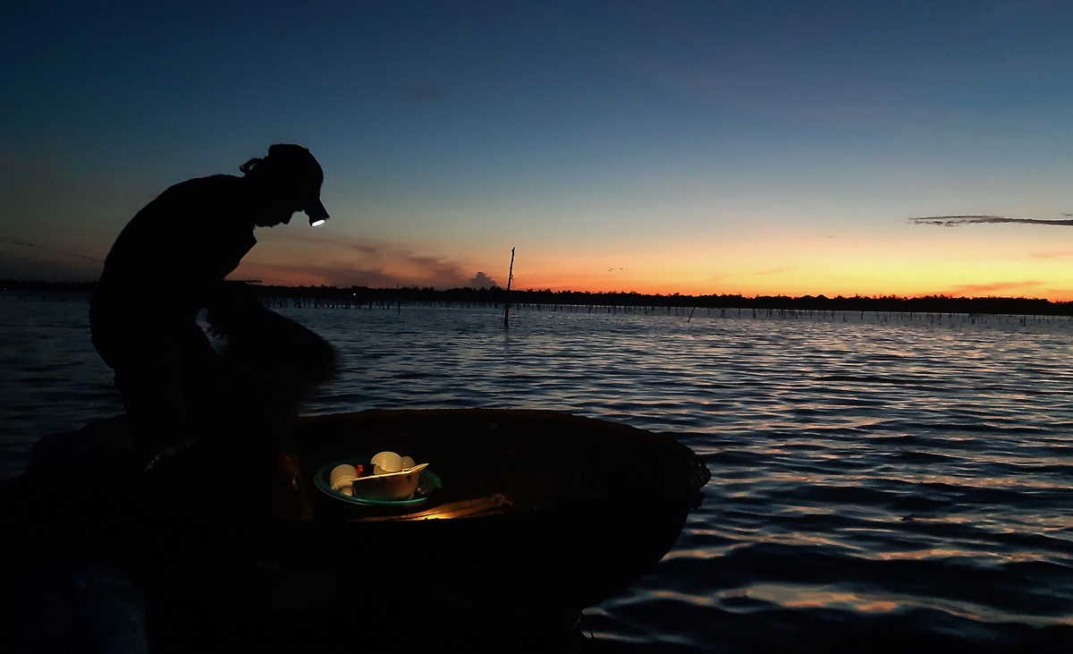 Cất rớ đêm trên Đầm Lập An ảnh 19