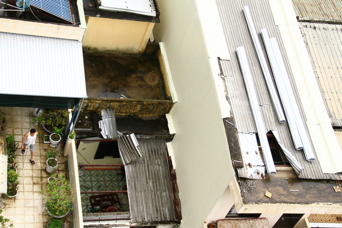 Nhiều gia đình chịu cảnh "nhà không có nóc". Nhiều gia đình chịu cảnh "nhà không có nóc".