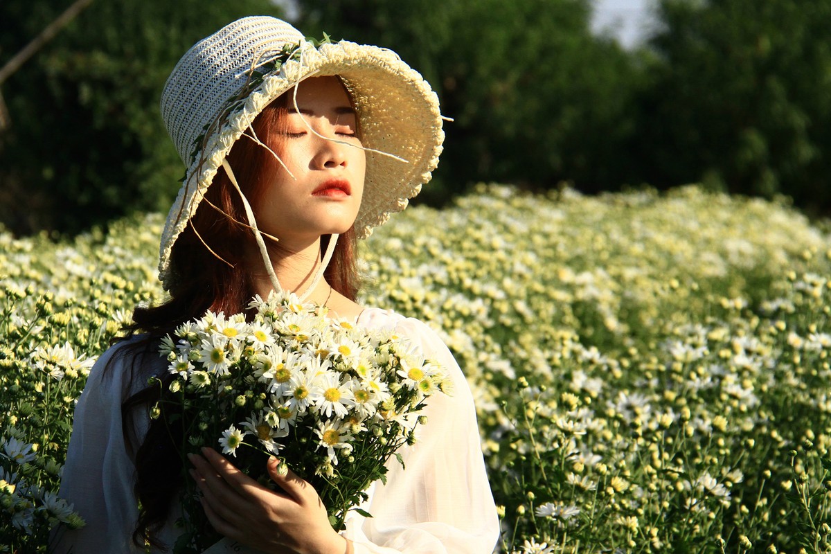 Phiêu cùng hoa. Phiêu cùng hoa.