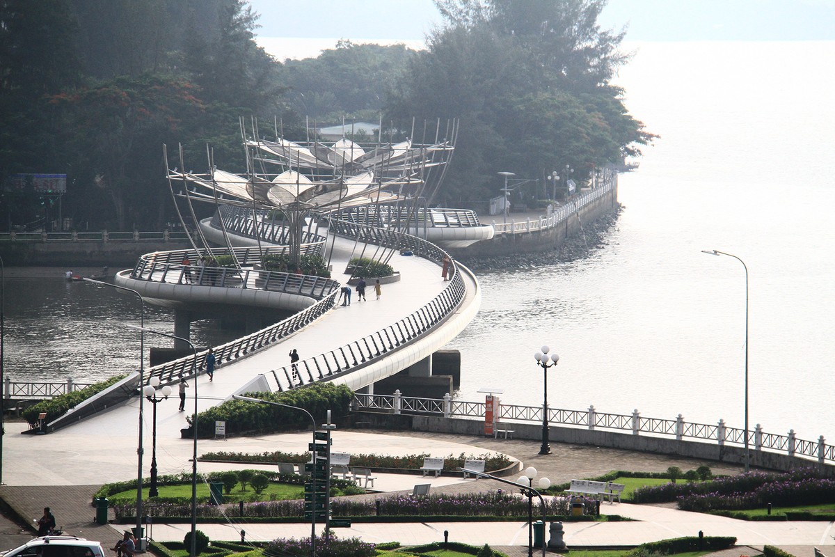 Một công trình công cộng ở bến Ninh Kiều (Cần Thơ). Ảnh: Thành Nguyễn. Một công trình công cộng ở bến Ninh Kiều (Cần Thơ). Ảnh: Thành Nguyễn.