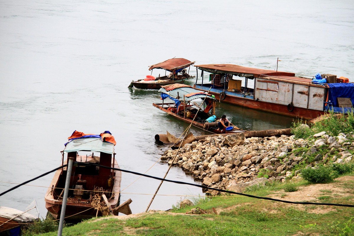 Bến sông. Ảnh: Thành Nguyễn. Bến sông. Ảnh: Thành Nguyễn.