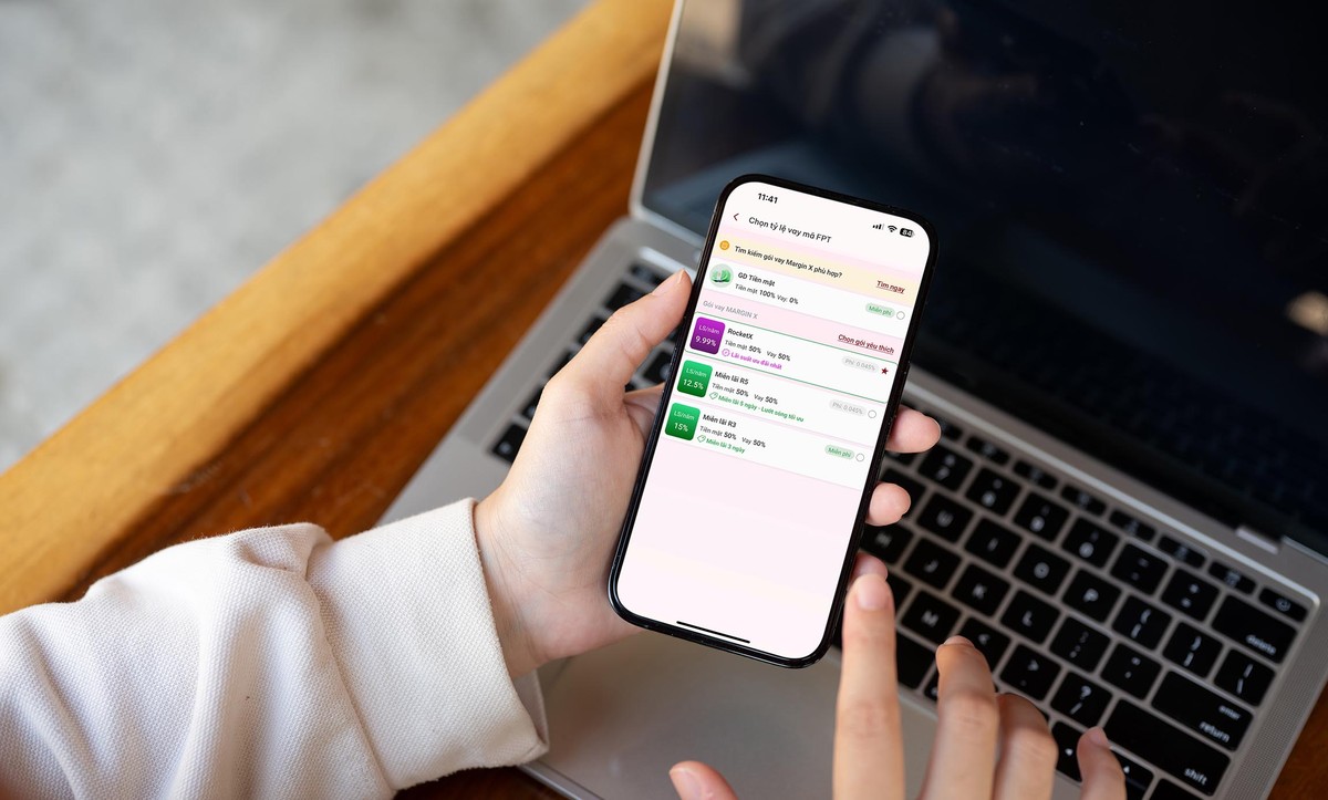 DNSE sẽ tập trung vào các mảng kinh doanh cốt lõi nhằm đạt mục tiêu kinh doanh 2026. DNSE sẽ tập trung vào các mảng kinh doanh cốt lõi nhằm đạt mục tiêu kinh doanh 2026.