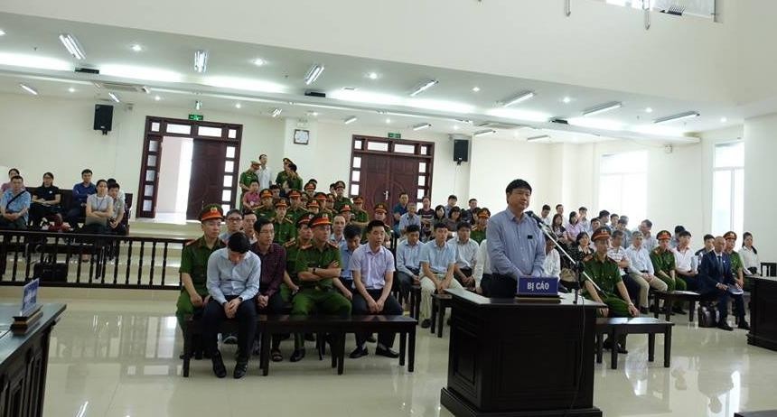 Ông Đinh La Thăng không thừa nhận đôn đốc, thúc ép tạm ứng hơn 1.300 tỷ đồng ảnh 1