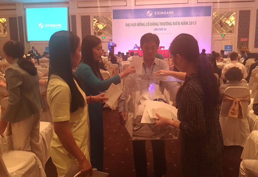 ĐHCĐ Eximbank: Tranh cãi nảy lửa và kéo dài ảnh 1