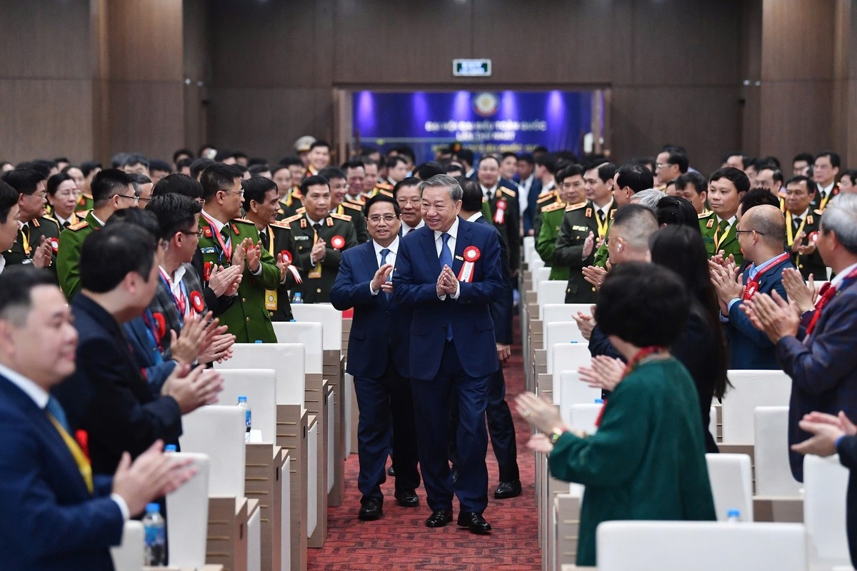 Tổng Bí thư Tô Lâm, Thủ tướng Phạm Minh Chính và các đại biểu tham dự Đại hội. Ảnh: NDA cung cấp.