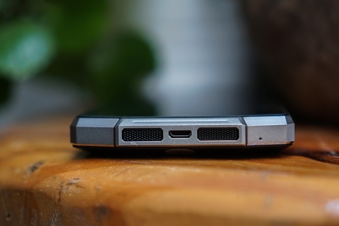 Smartphone pin lớn nhất thế giới về Việt Nam, giá 5 triệu đồng ảnh 10