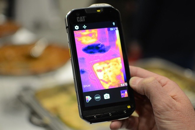 5 smartphone độc đáo nhất nửa đầu 2016 ảnh 1