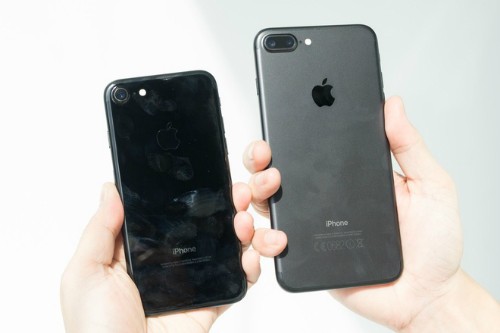 Giá iPhone 7 lao dốc ảnh 1