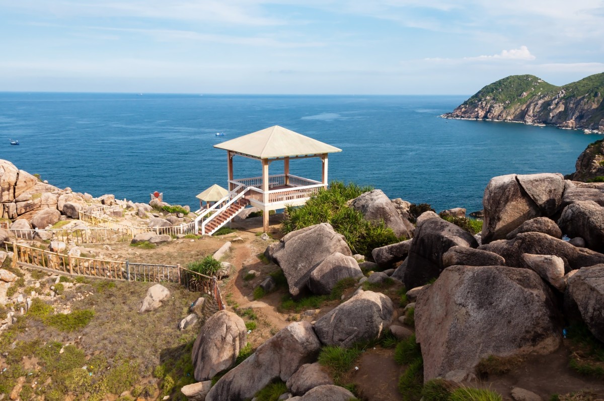 Non xanh nước biếc Mũi Đại Lãnh ảnh 4