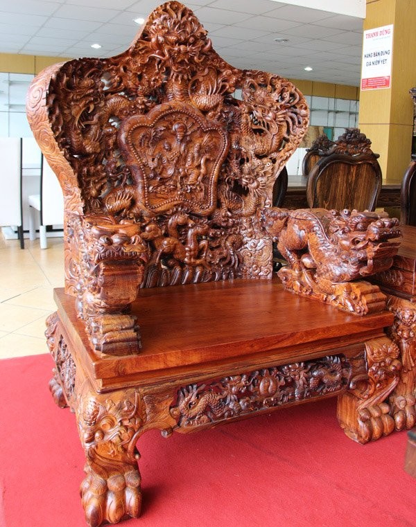 Bộ bàn ghế Rồng 10 tấn: Tây trả gần 3 tỷ không bán ảnh 4