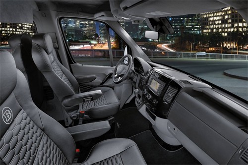 Brabus Sprinter - phòng khách di động siêu sang giá 250.000 USD ảnh 2