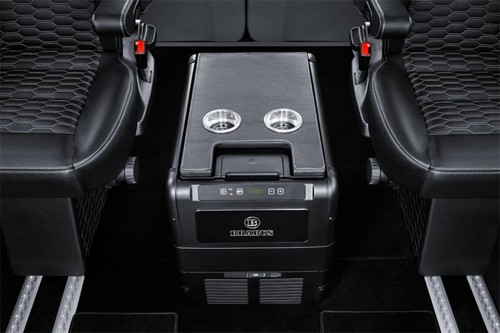 Brabus Sprinter - phòng khách di động siêu sang giá 250.000 USD ảnh 7