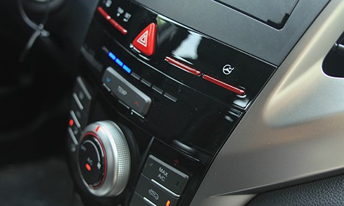 Ssangyong Tivoli MT - crossover nhập khẩu giá 570 triệu ảnh 7