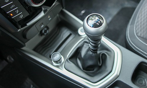 Ssangyong Tivoli MT - crossover nhập khẩu giá 570 triệu ảnh 8