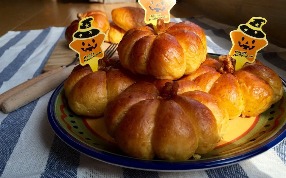 Quả bí ngô trong phong tục Halloween hiện đại ảnh 2