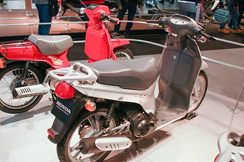 Vóc dáng Honda SH qua các thế hệ ảnh 4