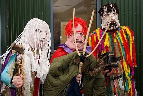 Những phong tục Giáng sinh kỳ lạ trên thế giới ảnh 10