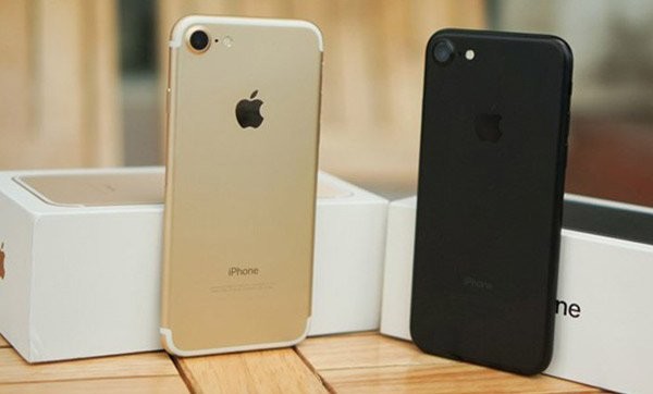 iPhone 7 giảm giá sâu, khuyến mãi lớn vẫn vắng khách ảnh 2