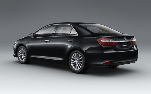 Toyota Camry mới giá từ 1,1 tỷ tại Việt Nam ảnh 1