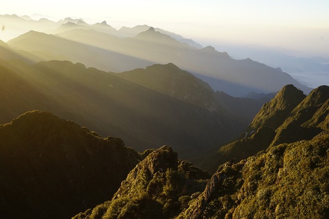 Ngắm đỉnh Phan Si Păng huyền ảo trong mùa đẹp nhất năm ảnh 8 Ngắm đỉnh Phan Si Păng huyền ảo trong mùa đẹp nhất năm ảnh 8