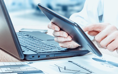 Nghề phóng viên báo in “thảm hại” nhất năm 2016 ảnh 1