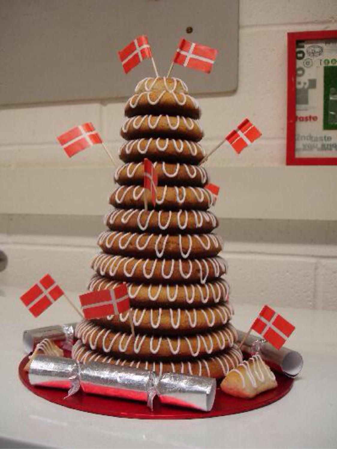 Những phong tục mừng năm mới kì lạ trên thế giới ảnh 2